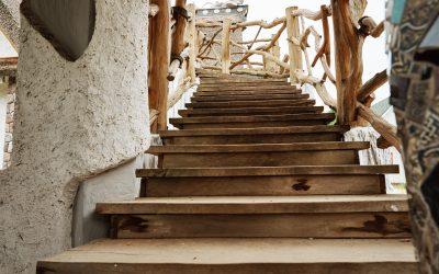 Comment sabler un escalier en bois ?