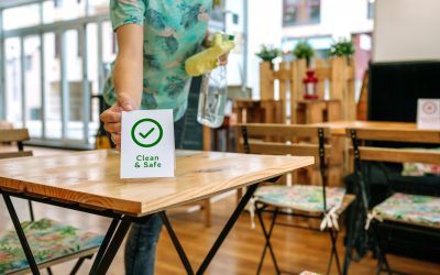 Comment relooker une table basse de style industriel ?
