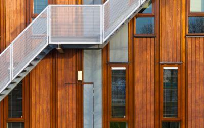 Comment rénover une façade en bois ?