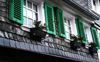 Ardoises verticales : comment poser des palis ?